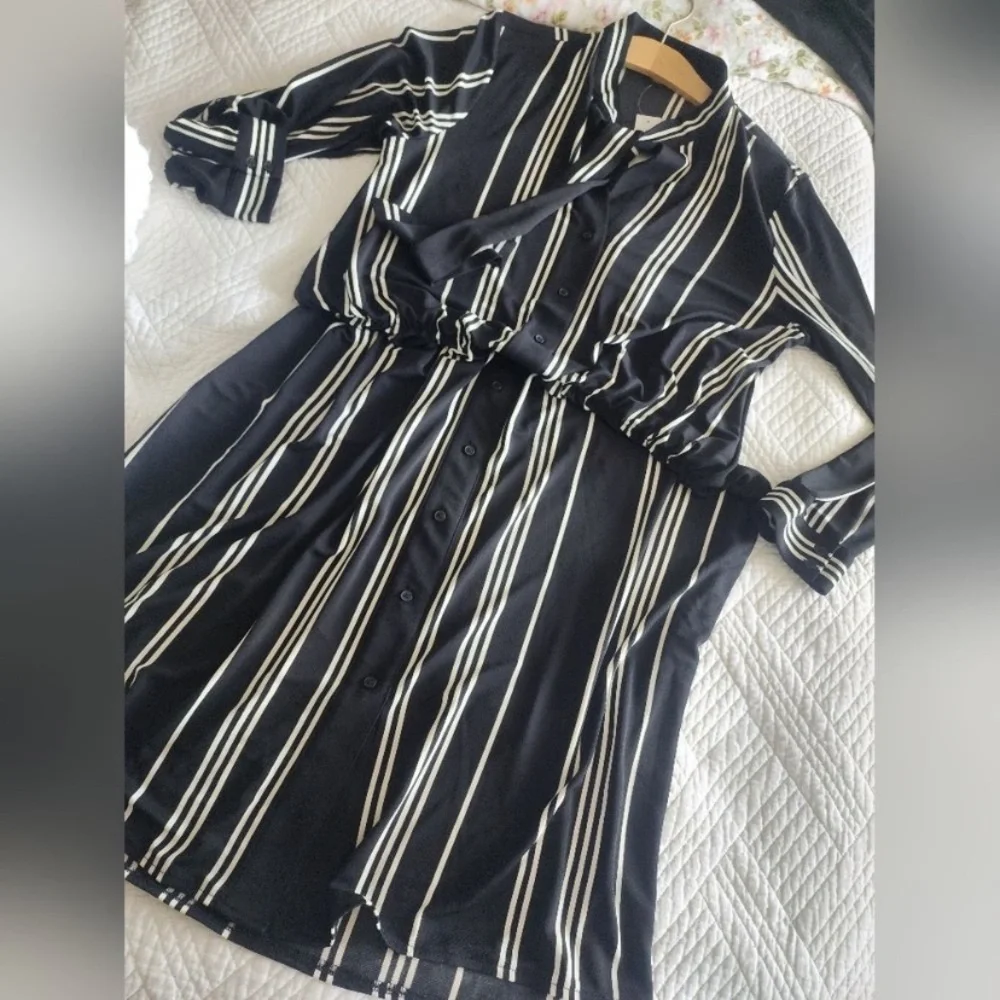 Ann Taylor minimalist contemporary neck tie stripe midi dress - Picture 12 of 14
